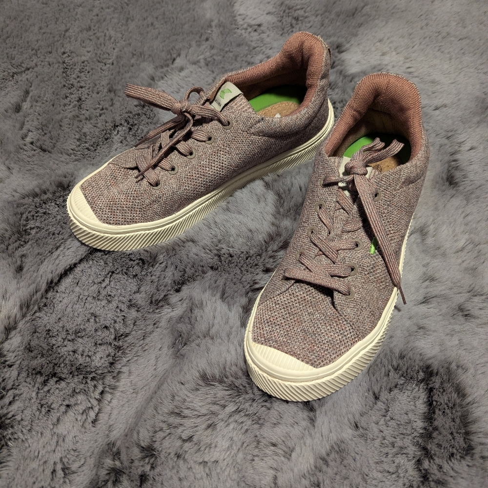 Cariuma Sneakers IBI Blush Stone Knit Sneaker Women’s Sz.8 / Men's Sz.6.5
